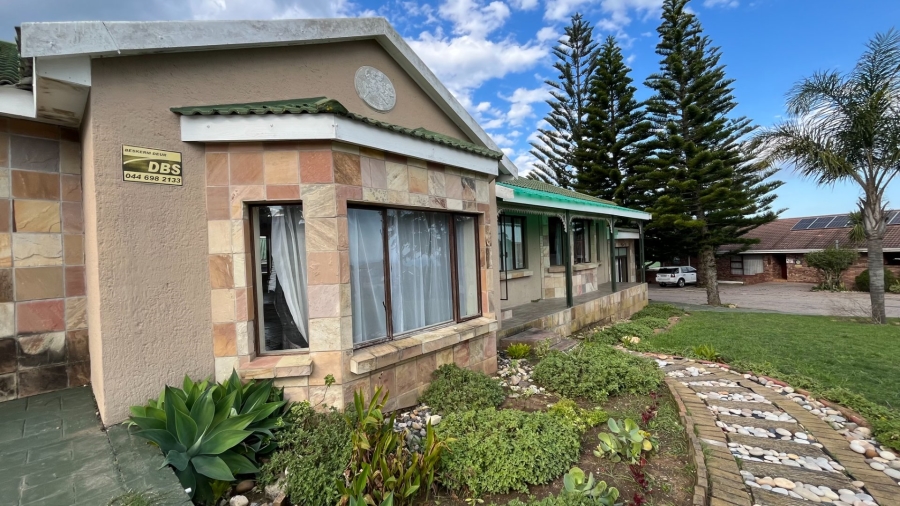 3 Bedroom Property for Sale in Dana Bay Western Cape